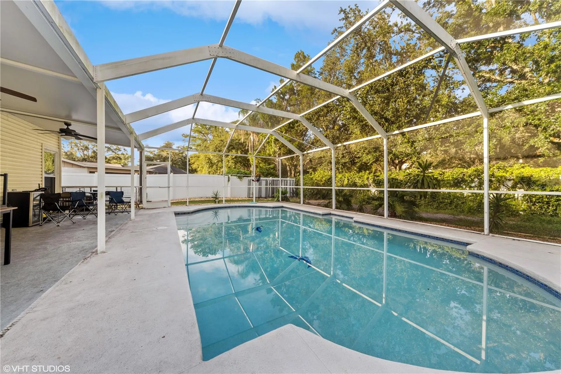 4907 Country Aire Lane Tampa FL 33624
