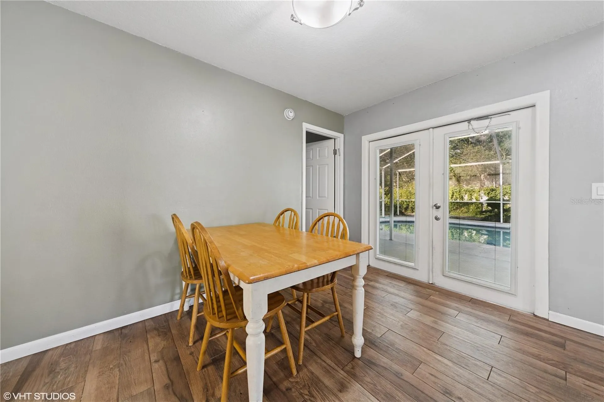 4907 Country Aire Lane Tampa FL 33624