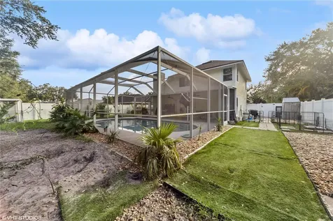 4907 Country Aire Lane Tampa FL 33624