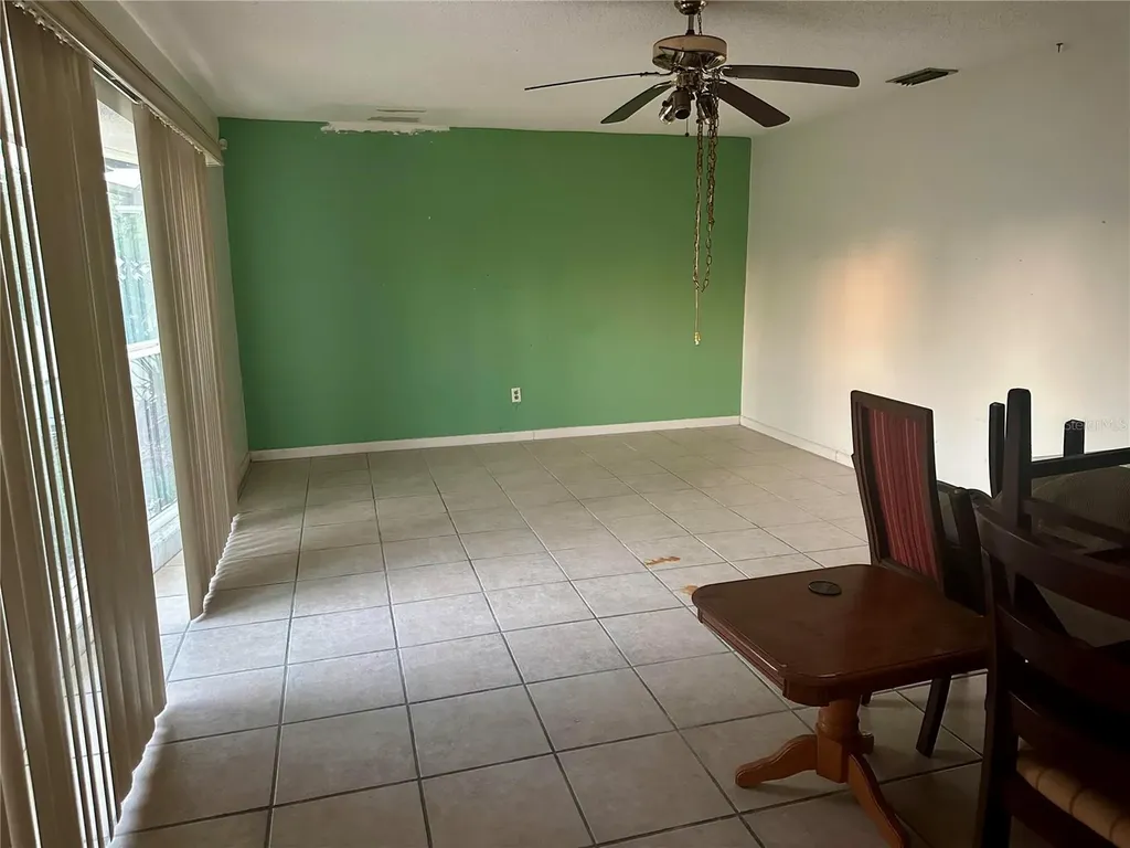 3920 Venetian Way Tampa FL 33634
