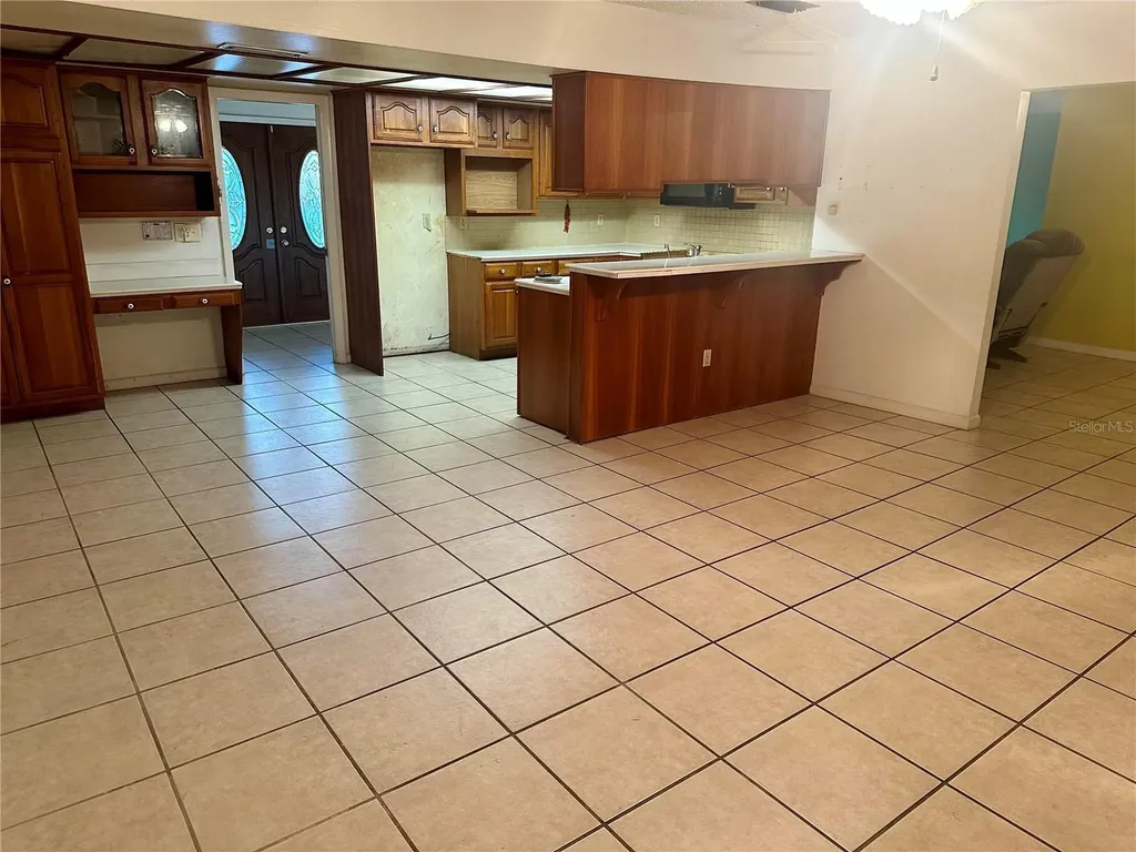 3920 Venetian Way Tampa FL 33634