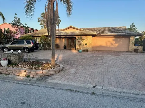 3920 Venetian Way Tampa FL 33634