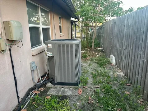 3920 Venetian Way Tampa FL 33634