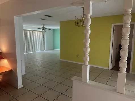 3920 Venetian Way Tampa FL 33634
