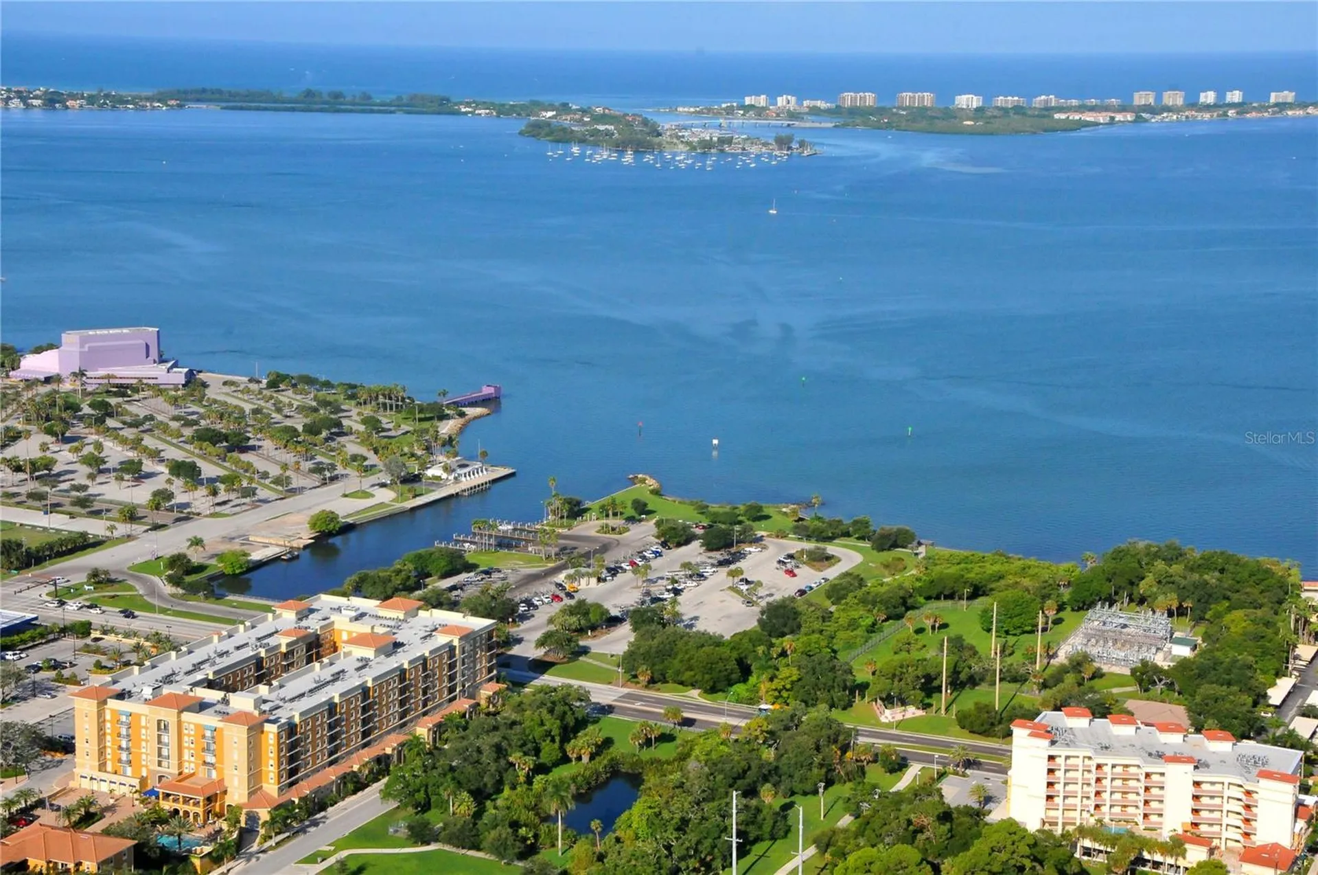 1064 N Tamiami Trail Sarasota FL 34236