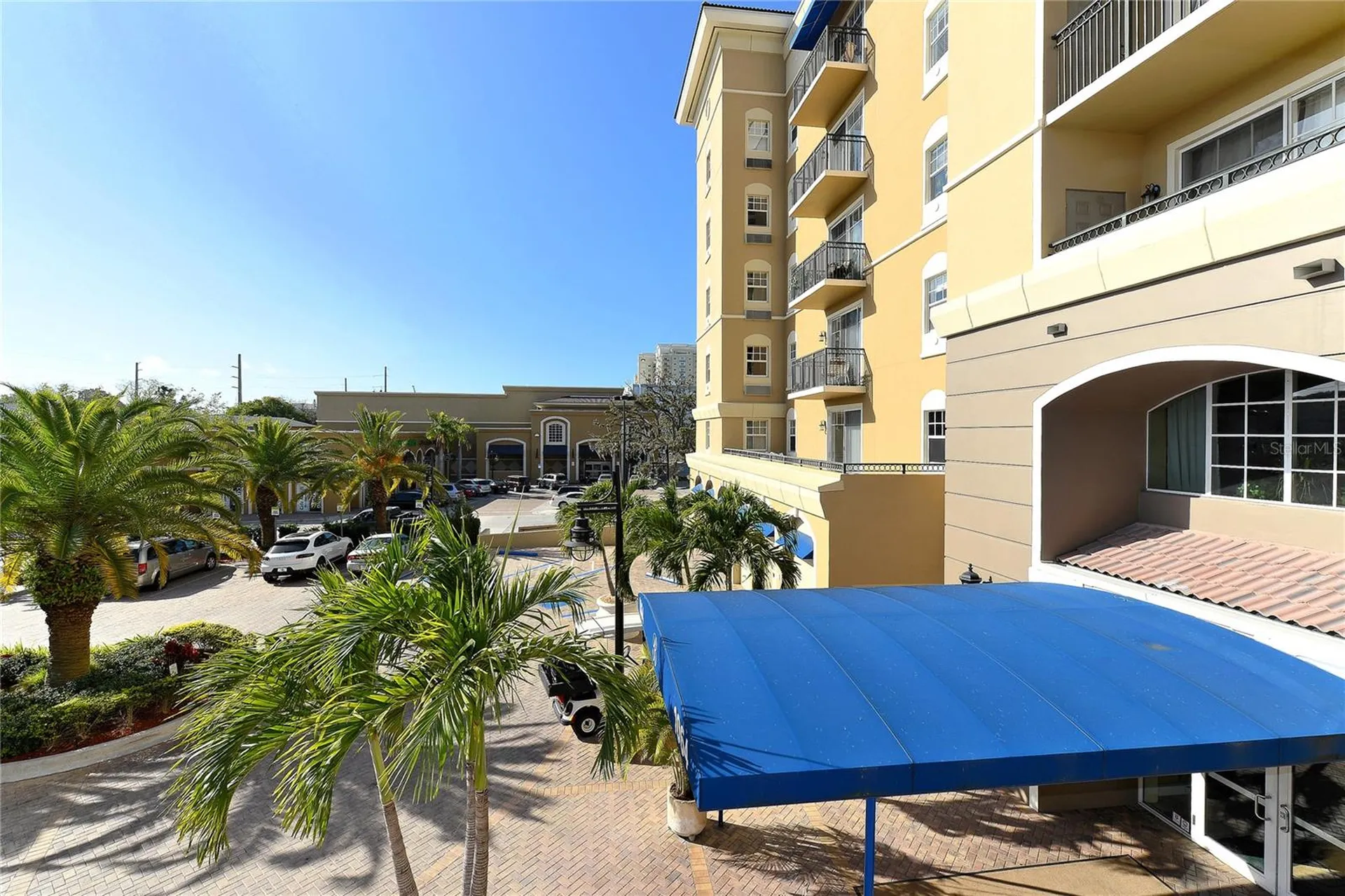 1064 N Tamiami Trail Sarasota FL 34236