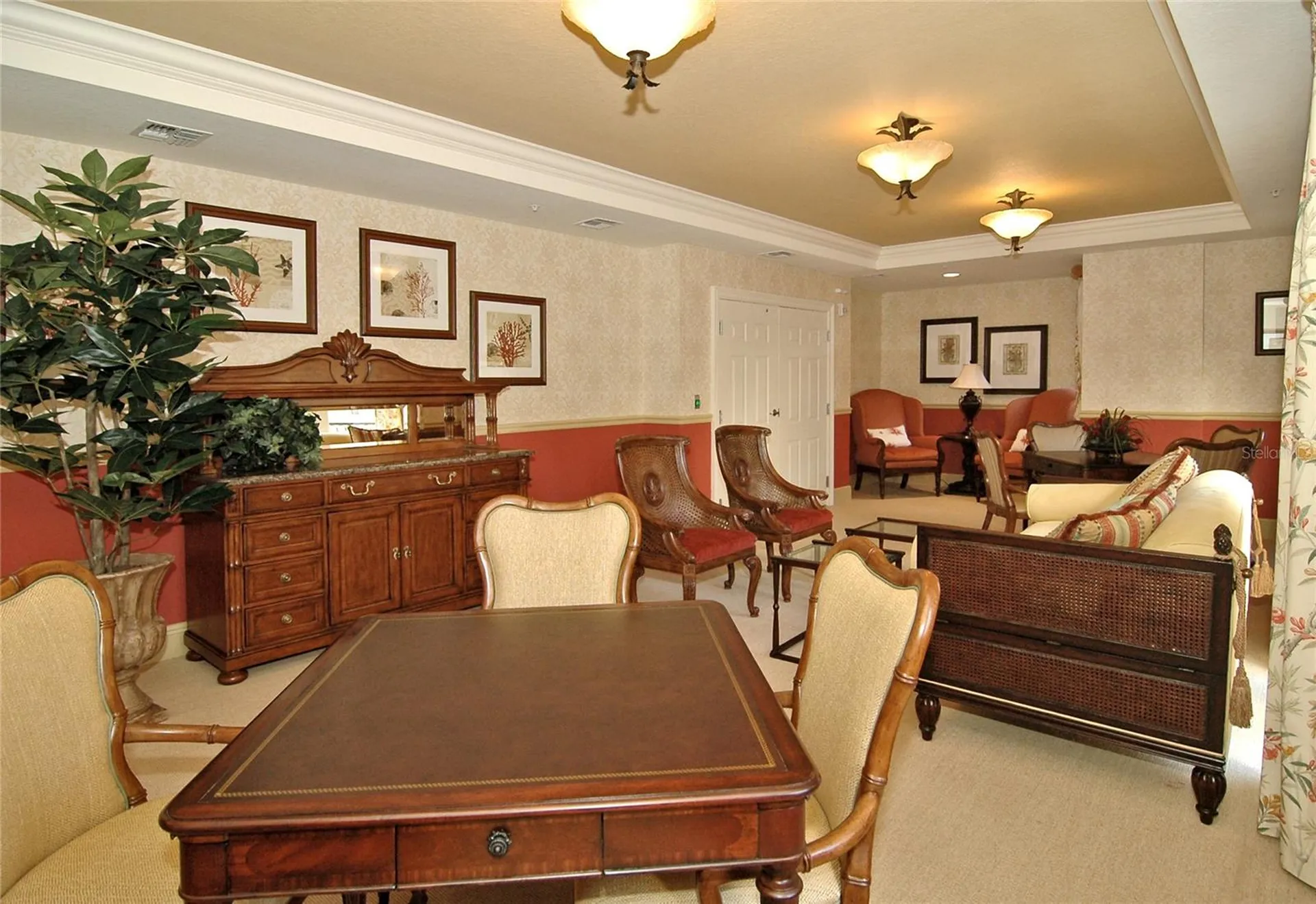 1064 N Tamiami Trail Sarasota FL 34236