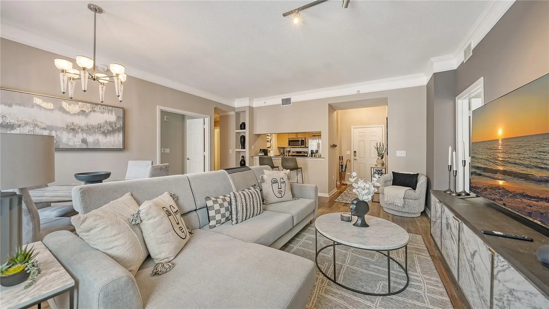 1064 N Tamiami Trail Sarasota FL 34236