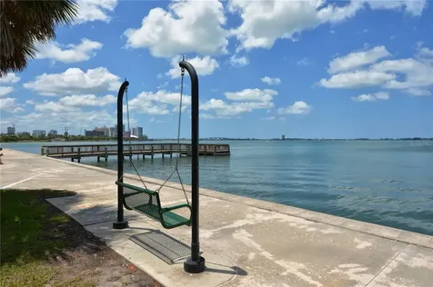 1064 N Tamiami Trail Sarasota FL 34236