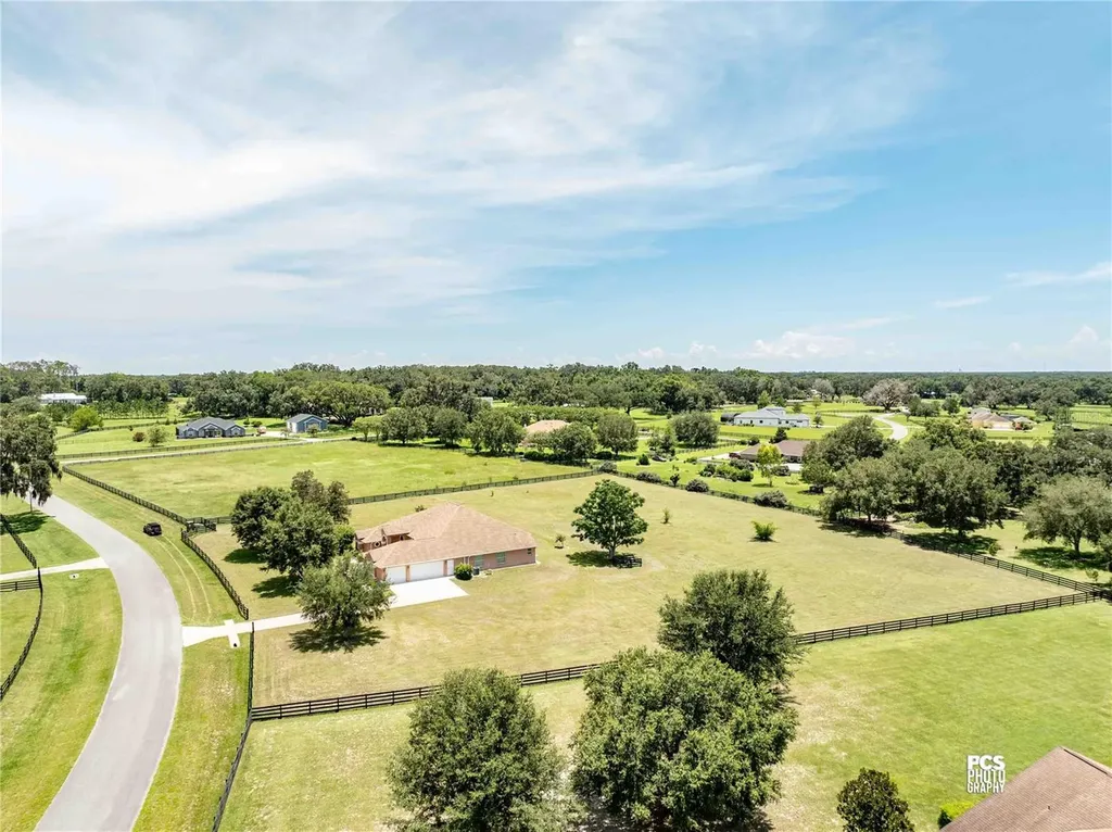 2679 NE 108th Lane Oxford FL 34484