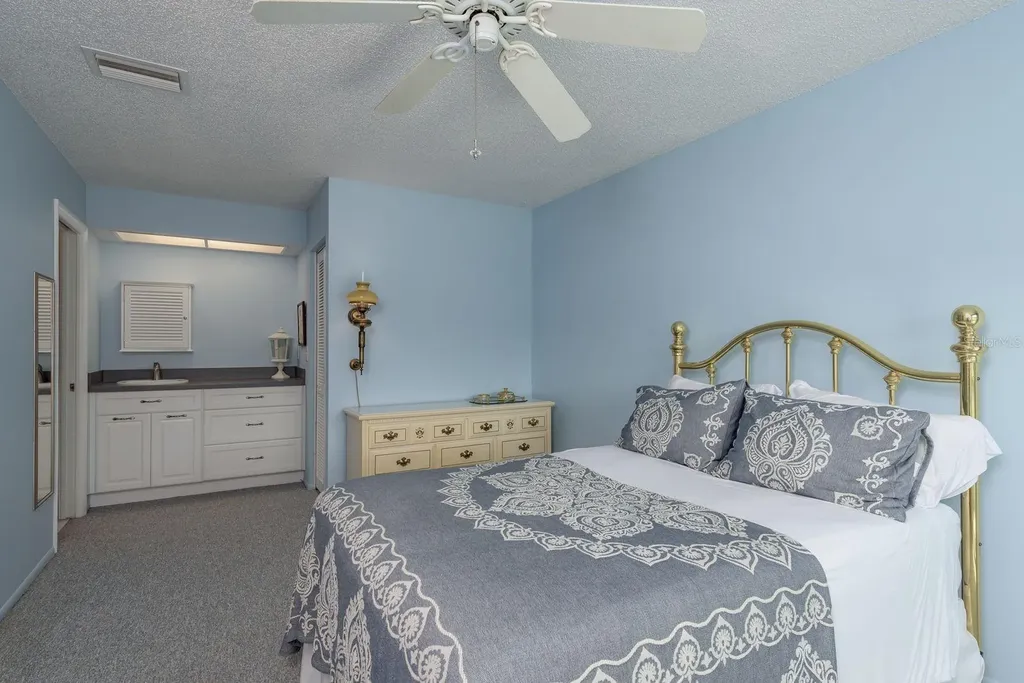 2738 Sherbrooke Lane Palm Harbor FL 34684