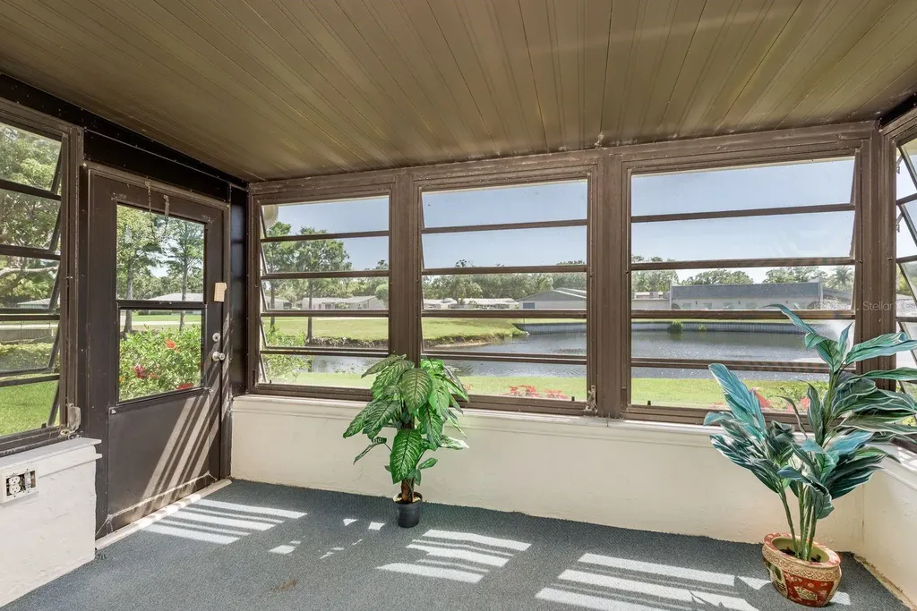 2738 Sherbrooke Lane Palm Harbor FL 34684