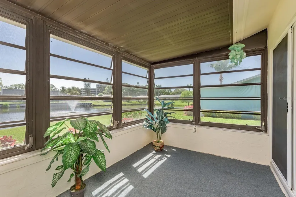 2738 Sherbrooke Lane Palm Harbor FL 34684