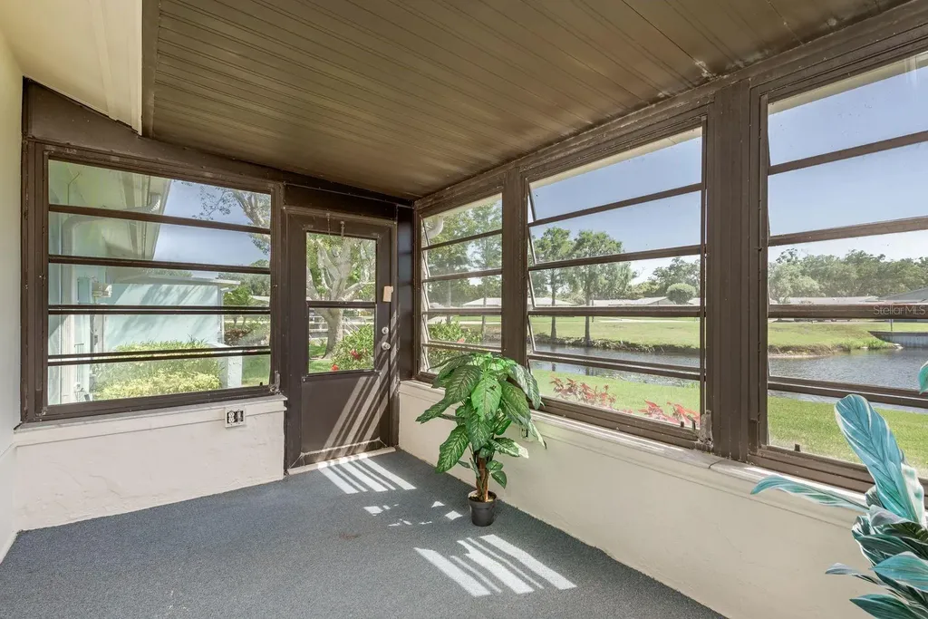 2738 Sherbrooke Lane Palm Harbor FL 34684
