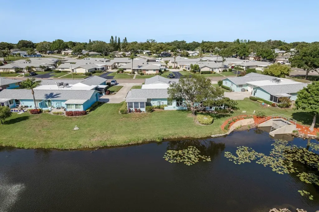 2738 Sherbrooke Lane Palm Harbor FL 34684