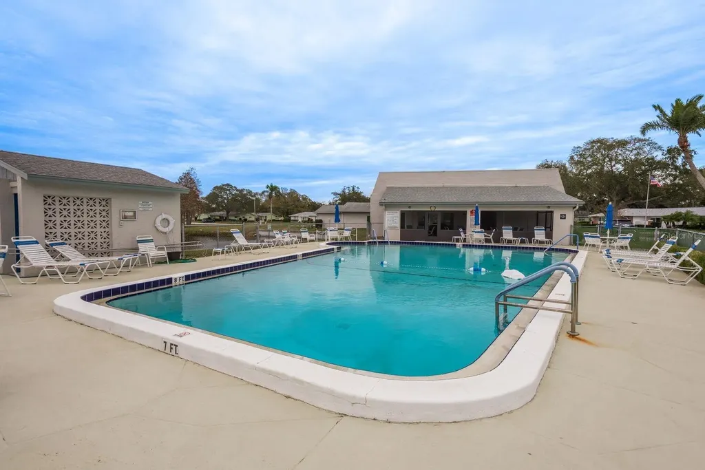 2738 Sherbrooke Lane Palm Harbor FL 34684