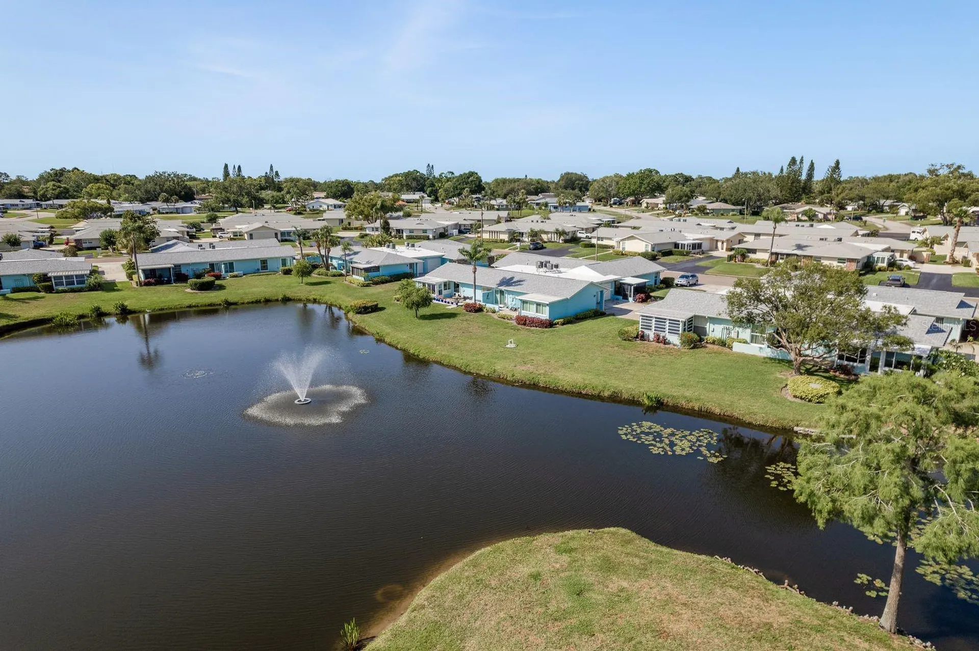 2738 Sherbrooke Lane Palm Harbor FL 34684