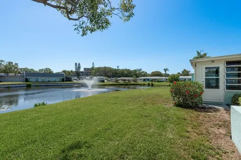 2738 Sherbrooke Lane Palm Harbor FL 34684