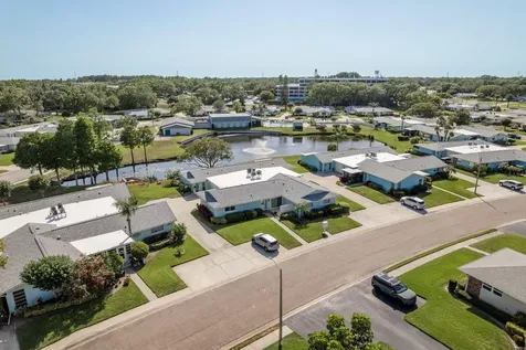 2738 Sherbrooke Lane Palm Harbor FL 34684