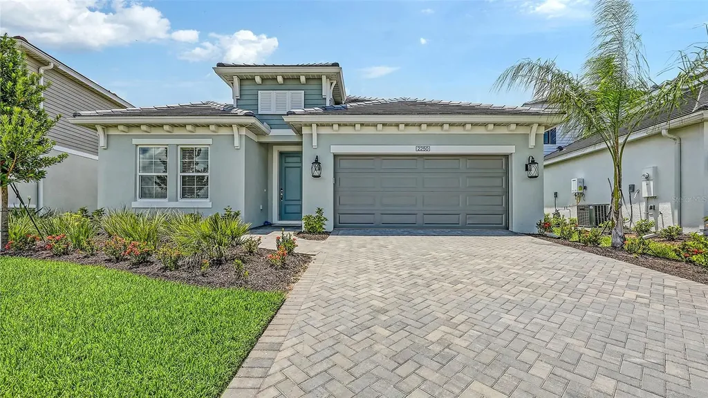 2250 Lady Palm Loop Bradenton FL 34212