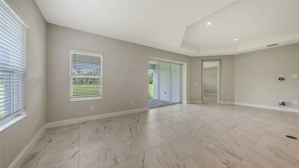 2250 Lady Palm Loop Bradenton FL 34212