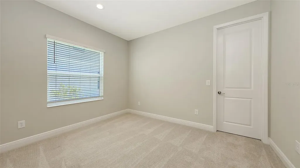 2250 Lady Palm Loop Bradenton FL 34212