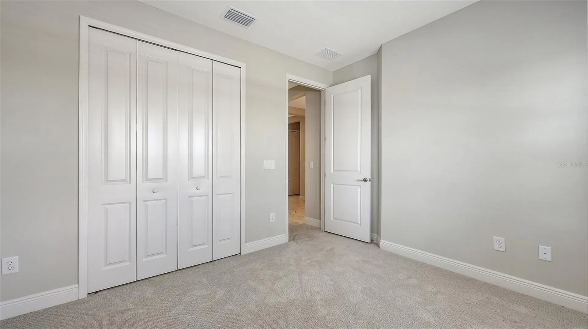 2250 Lady Palm Loop Bradenton FL 34212