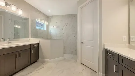 2250 Lady Palm Loop Bradenton FL 34212