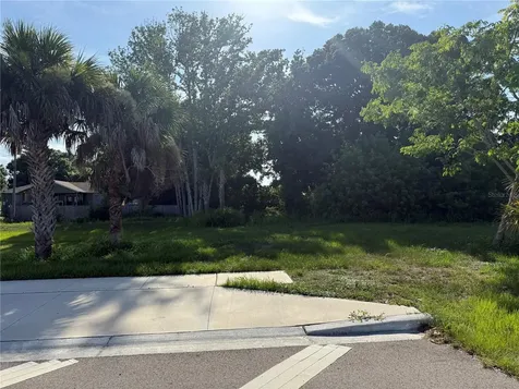 5755 58th Avenue Vero Beach FL 32967