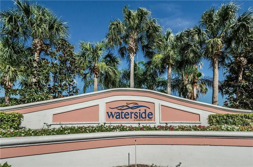 5026 Coquina Key Drive SE St Petersburg FL 33705