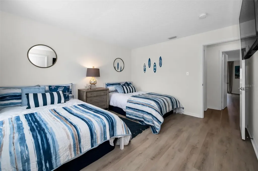 5026 Coquina Key Drive SE St Petersburg FL 33705
