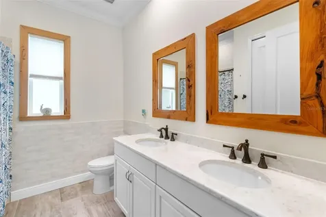 7168 Ryedale Court Sarasota FL 34241