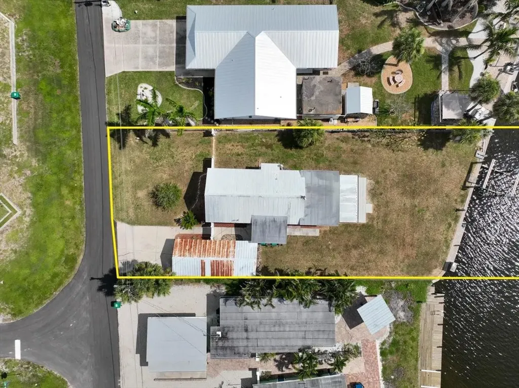 1820 Winstan Avenue Englewood FL 34223