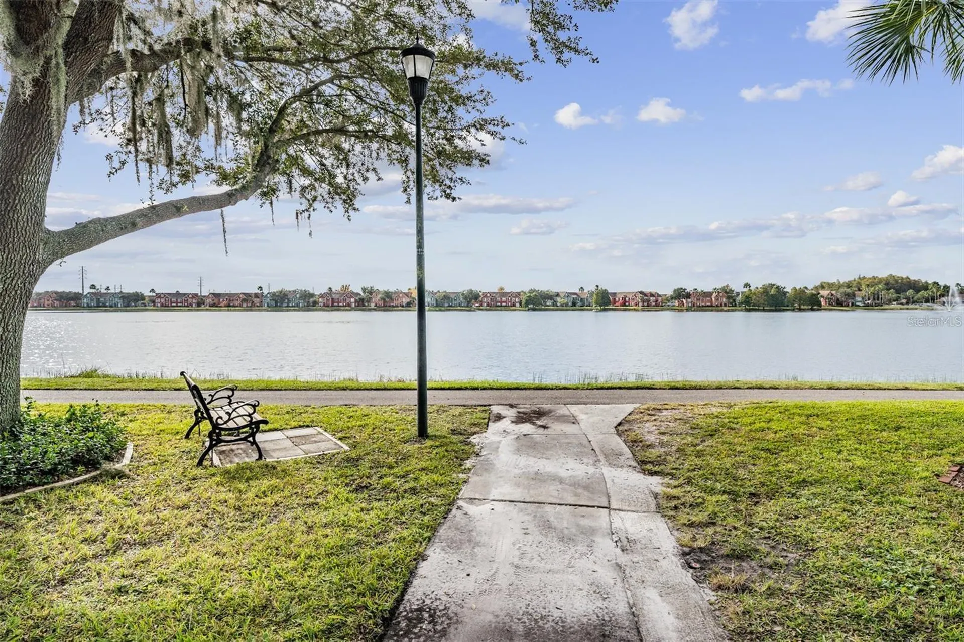 9156 Lake Chase Island Way Tampa FL 33626