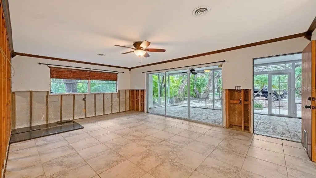 5222 Winding Way Sarasota FL 34242