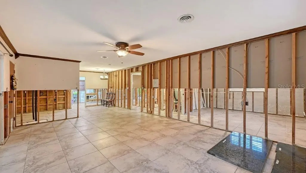 5222 Winding Way Sarasota FL 34242
