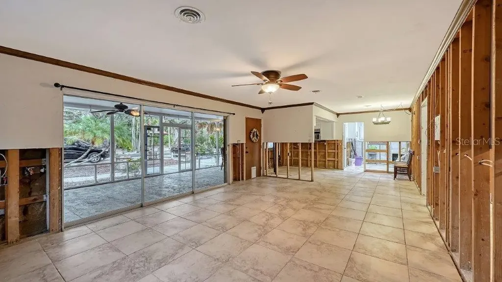 5222 Winding Way Sarasota FL 34242