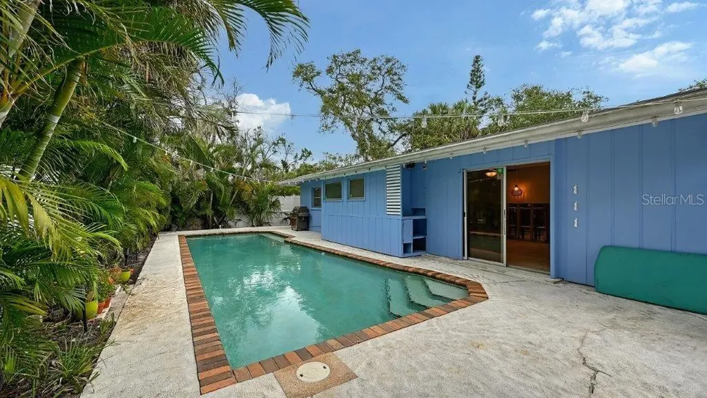 5222 Winding Way Sarasota FL 34242