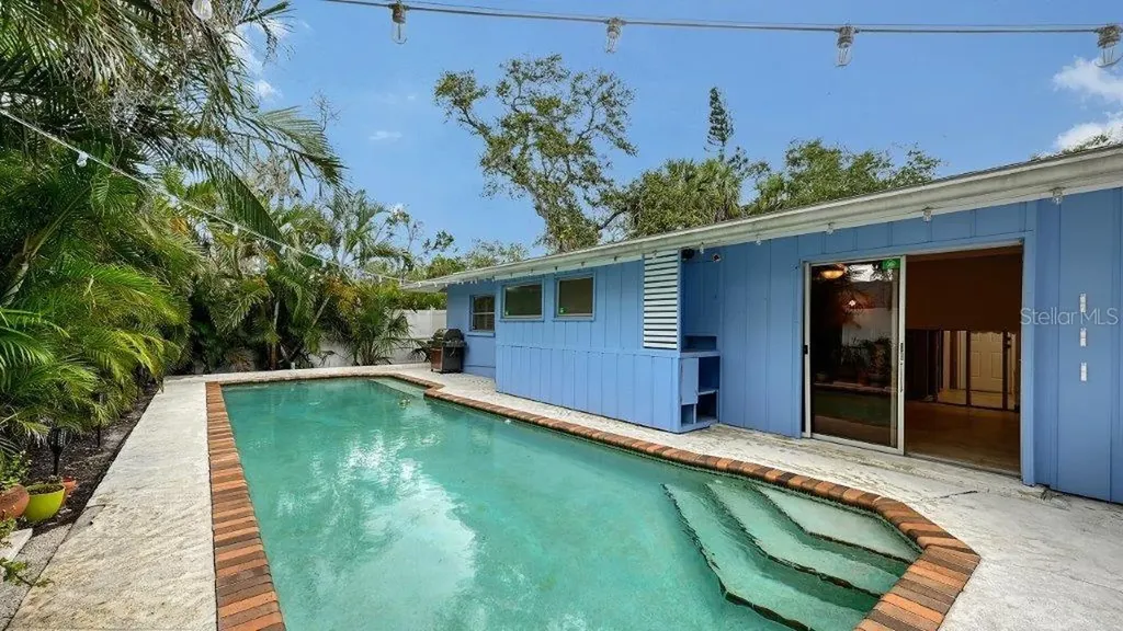 5222 Winding Way Sarasota FL 34242