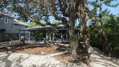 5222 Winding Way Sarasota FL 34242