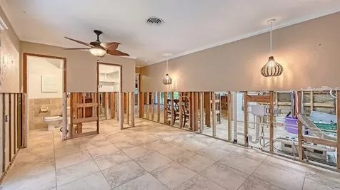 5222 Winding Way Sarasota FL 34242