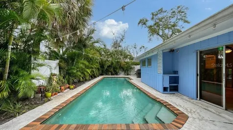 5222 Winding Way Sarasota FL 34242