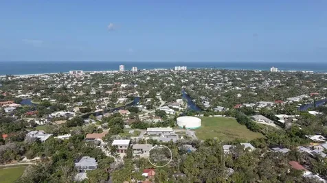 5222 Winding Way Sarasota FL 34242