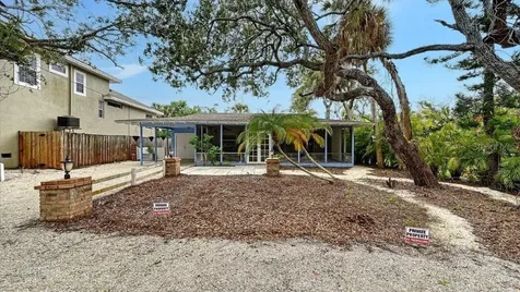 5222 Winding Way Sarasota FL 34242