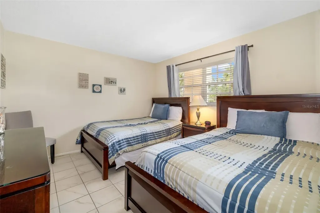 5961 Midnight Pass Road Sarasota FL 34242