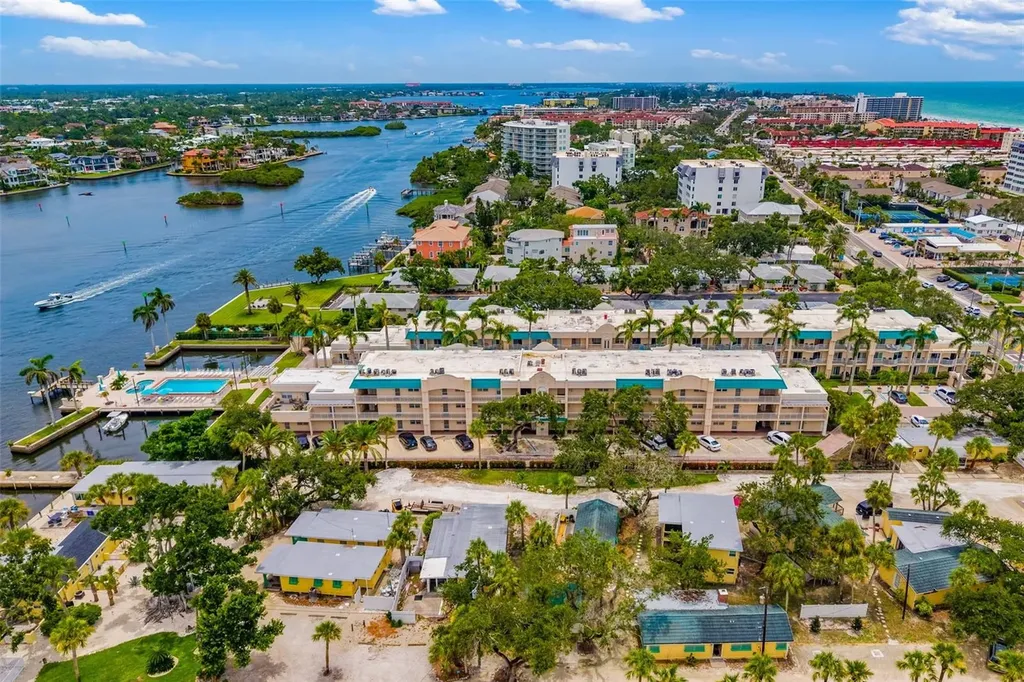 5961 Midnight Pass Road Sarasota FL 34242