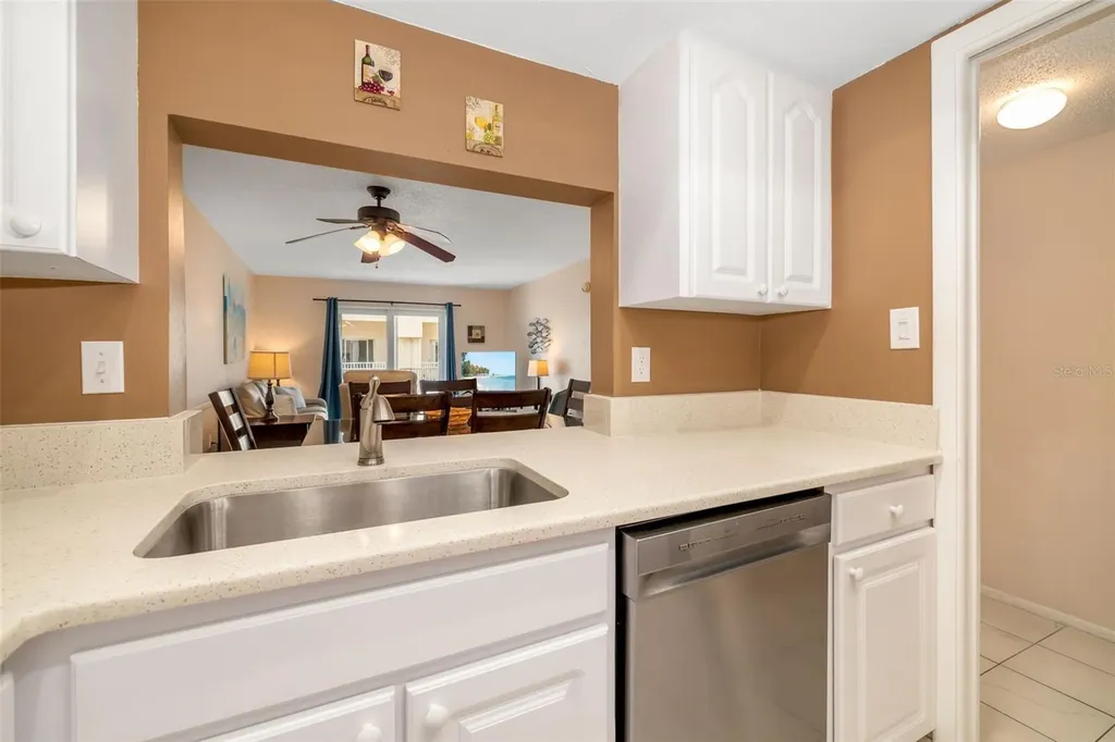 5961 Midnight Pass Road Sarasota FL 34242