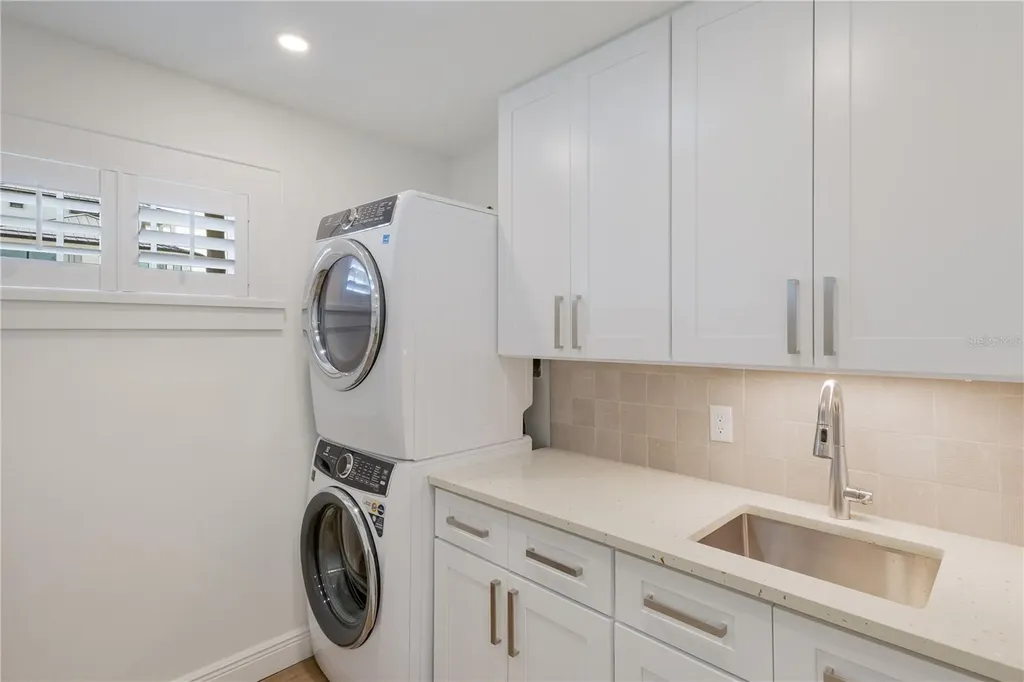 401 N Shore Drive Anna Maria FL 34216