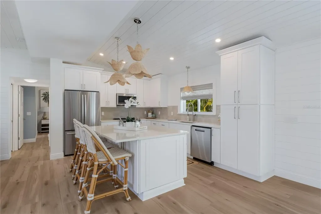 401 N Shore Drive Anna Maria FL 34216