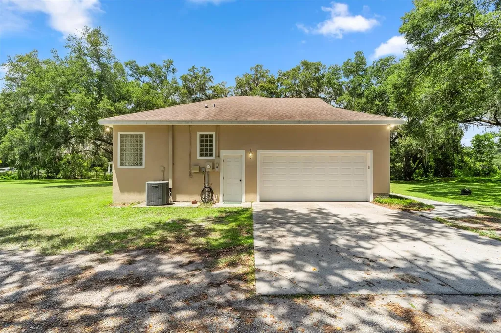 4405 N Wilder Road Plant City FL 33565